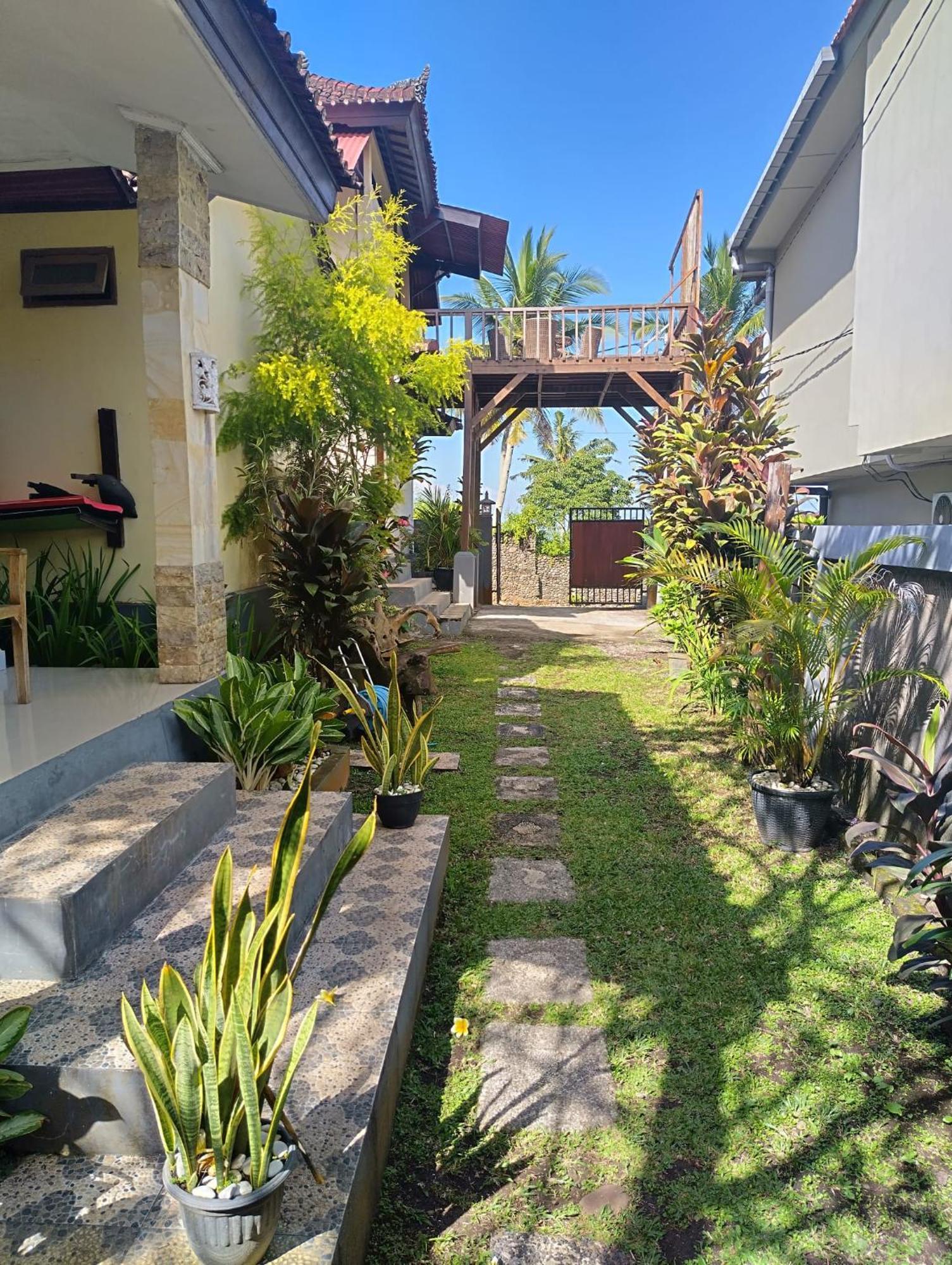 Kirra'S Beach House Pulukan Kültér fotó